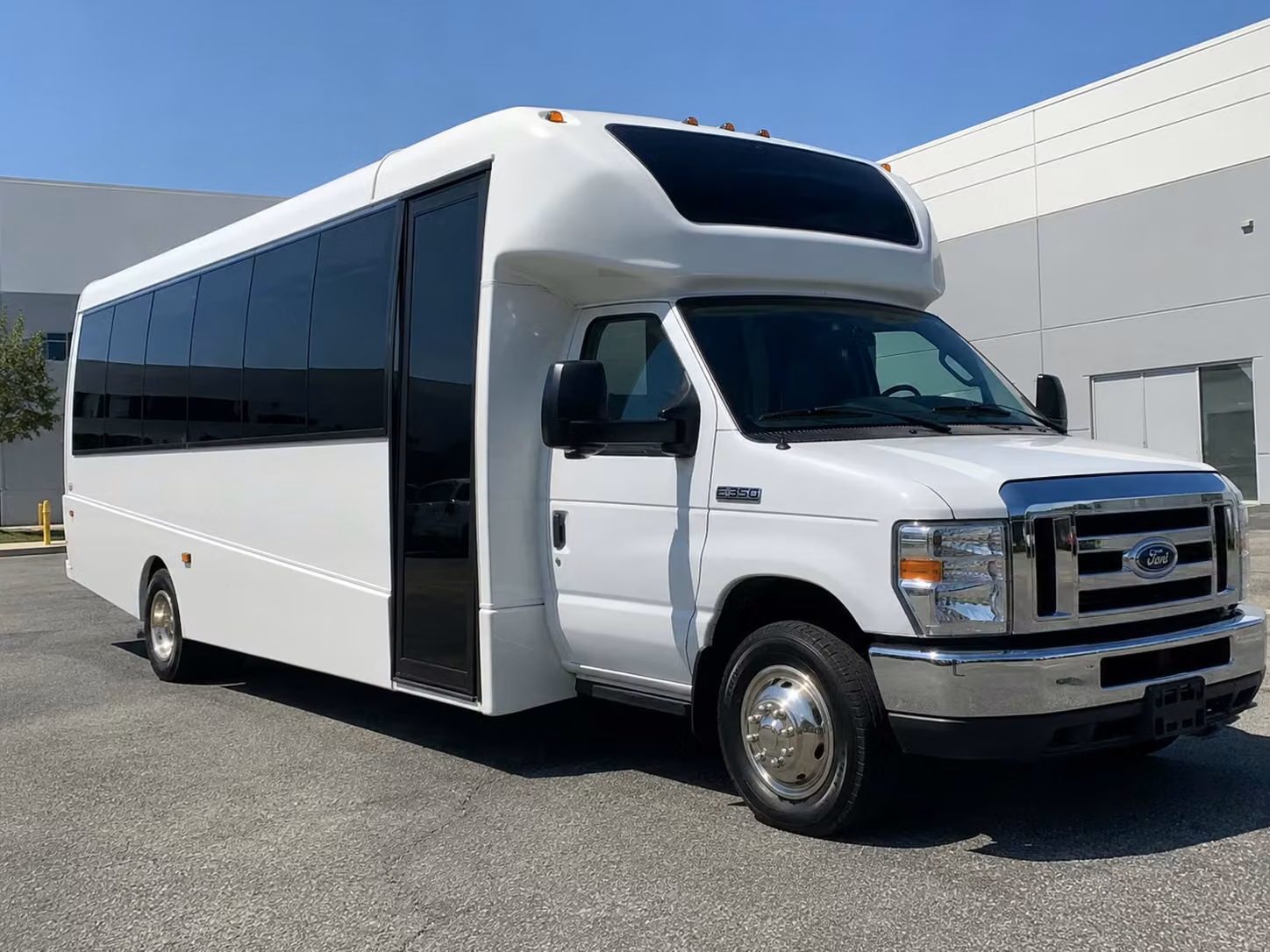 18 passenger minibus