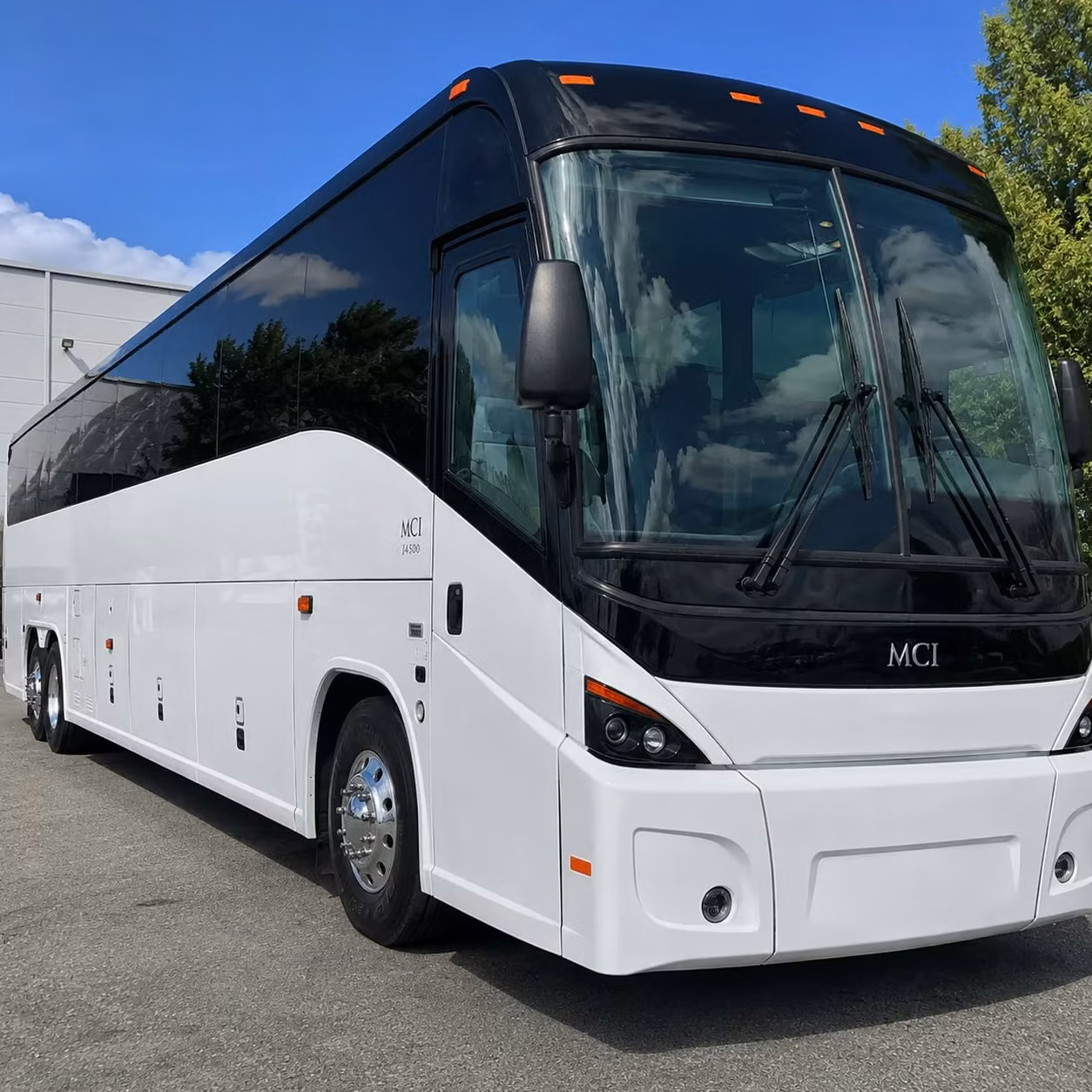 airport transfers and long distance government transportation from akron