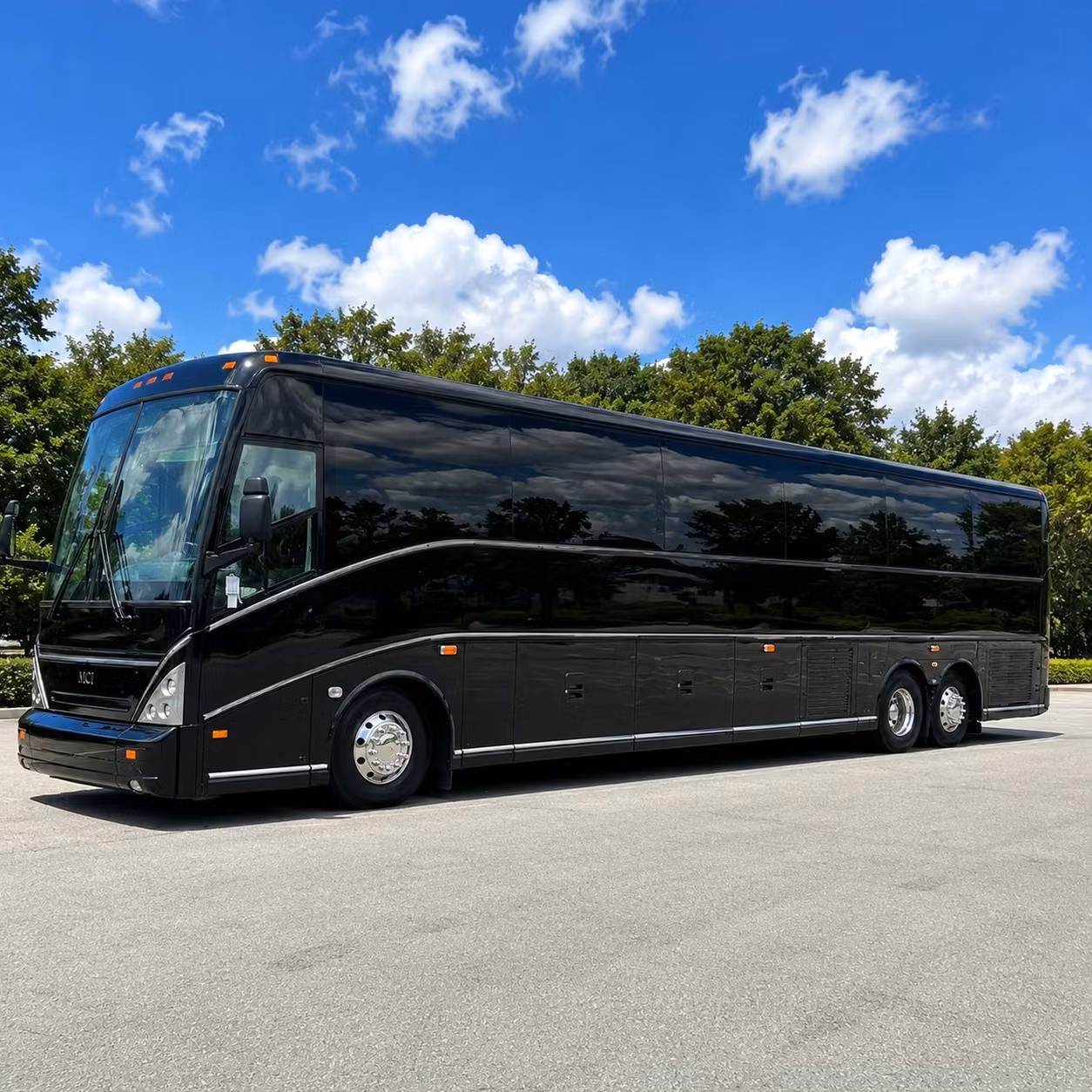 akron sports fan bus rentals for rubberducks games zips athletics more