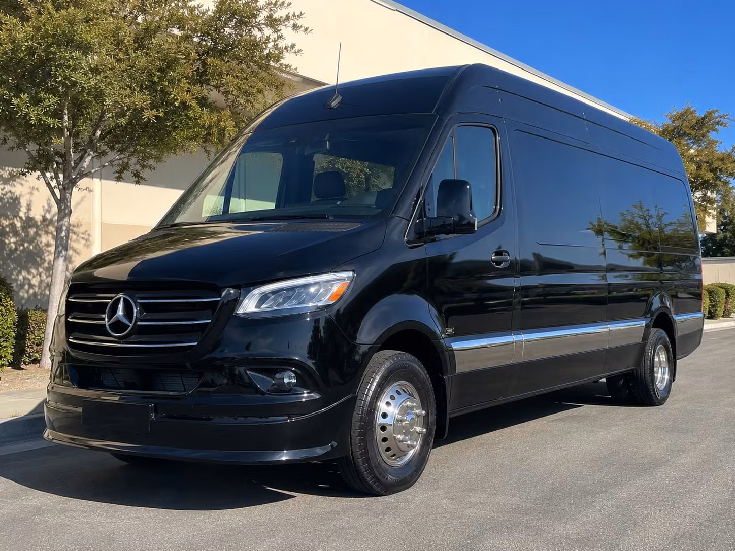 akron sprinter van rental with driver