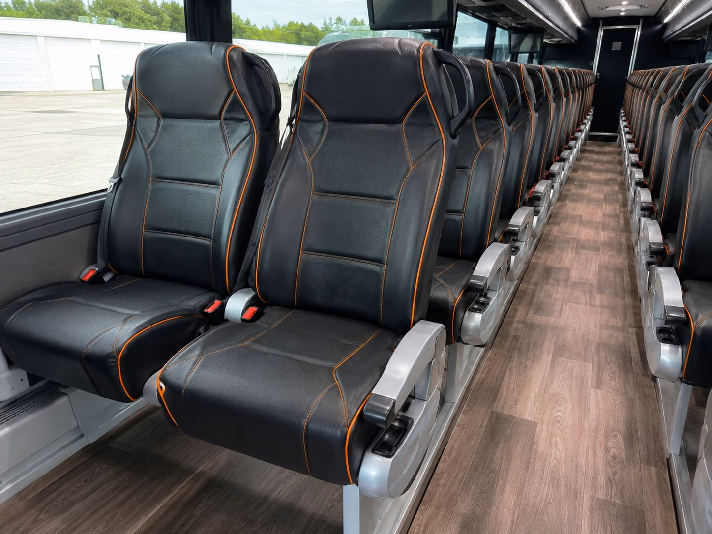 fan bus rentals for cleveland browns cavaliers and guardians road trips from akron
